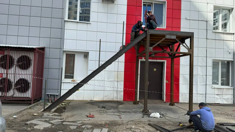 Монтаж и установка аварийной лестницы — фото 1