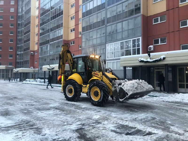 Экскаватор-погрузчик